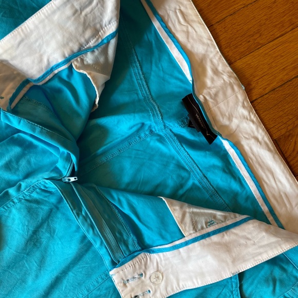 Capris - Picture 6 of 7